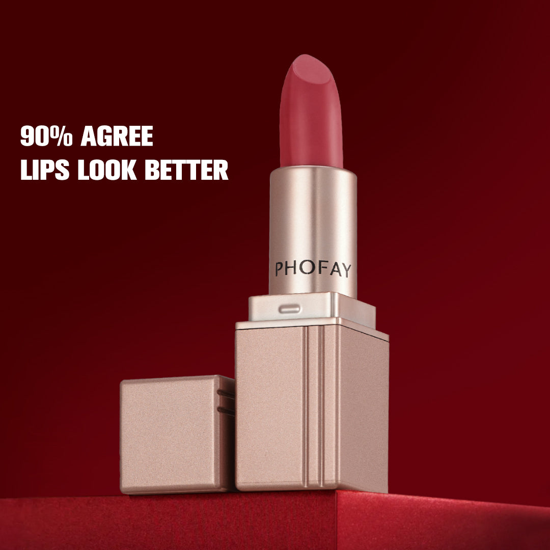 Matte Lipstick – Long-Lasting Velvet Finish