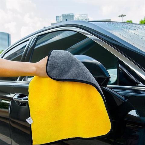 Clean Your Car Faster – Ultra Absorbent Microfiber Towel