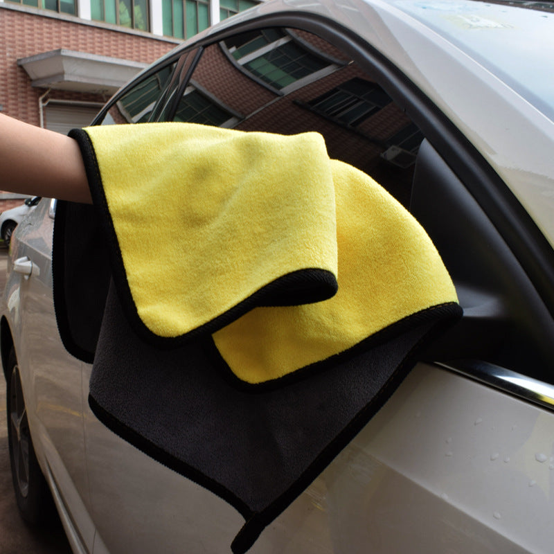 Clean Your Car Faster – Ultra Absorbent Microfiber Towel