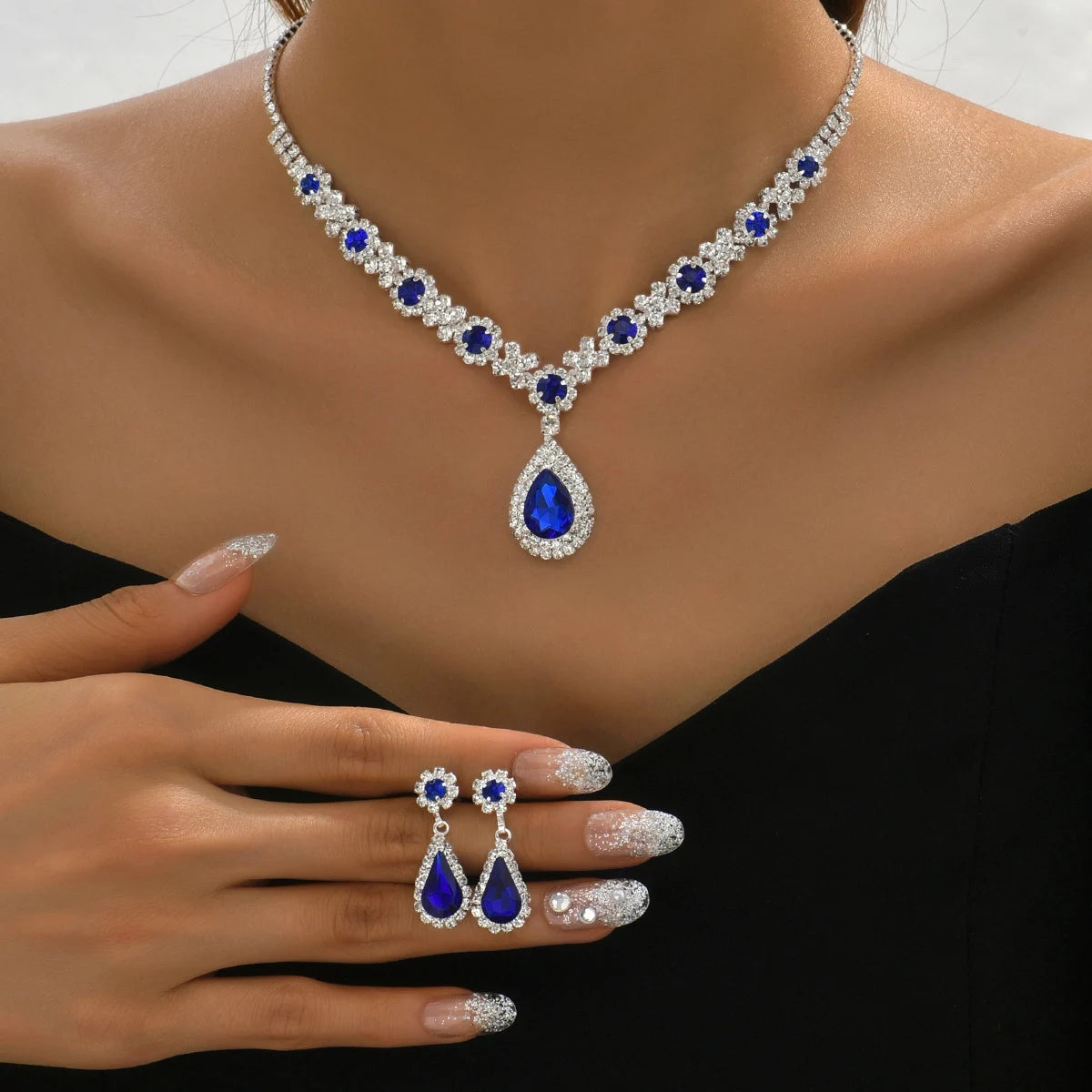 Women’s Crystal Necklace & Earrings Set – 3-Piece Elegant Jewelry for Evening Wear