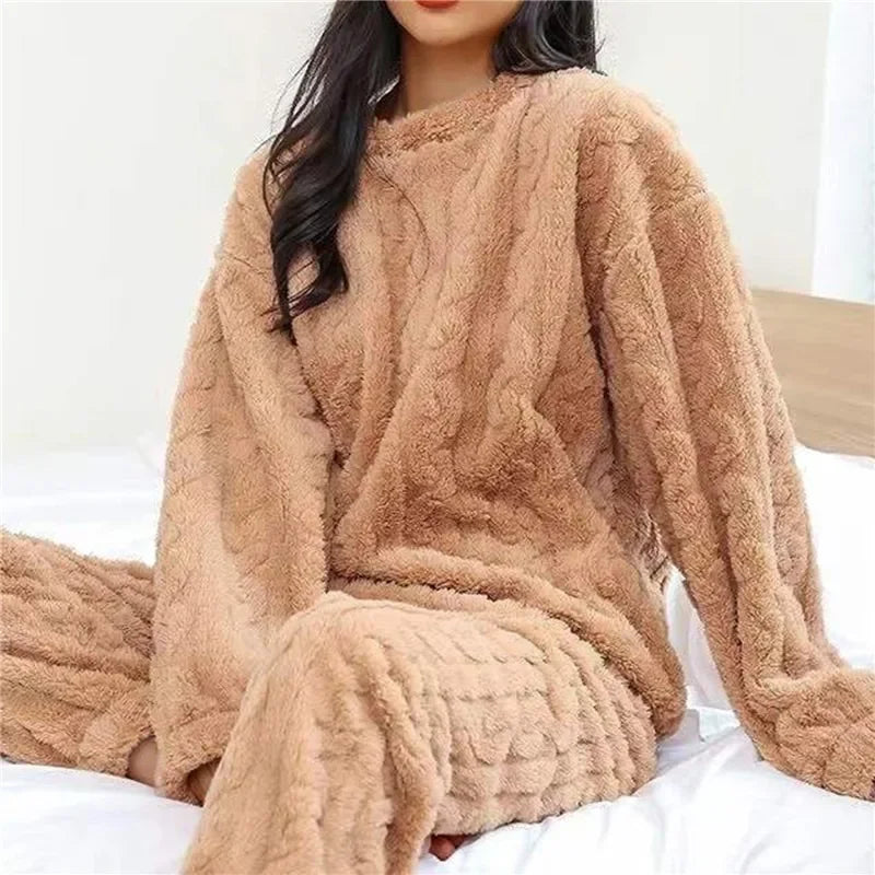 Women’s Coral Velvet Jacquard Pajama Set – Soft and Warm