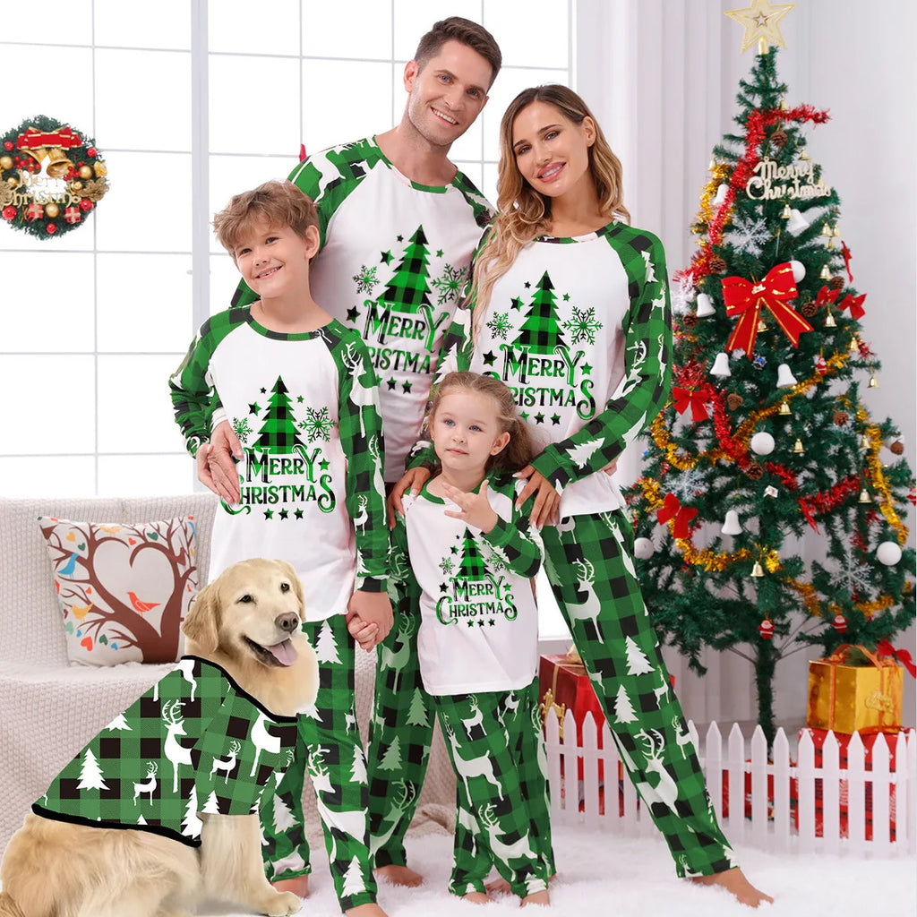 Christmas Family Matching Pajama Sets – Mom, Dad, Kids & Baby Rompers (2-Piece Outfits)
