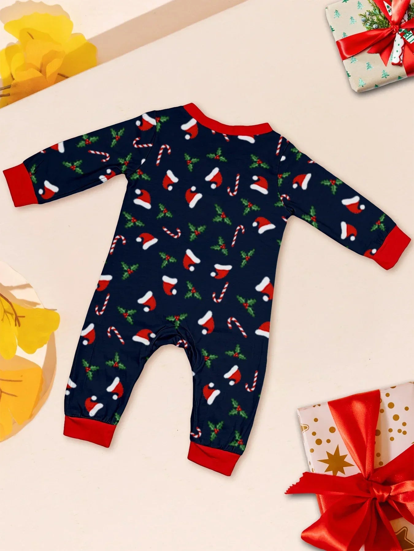 Family Matching Christmas Pajamas – Soft 2-Piece Holiday Set for Mom, Dad & Children